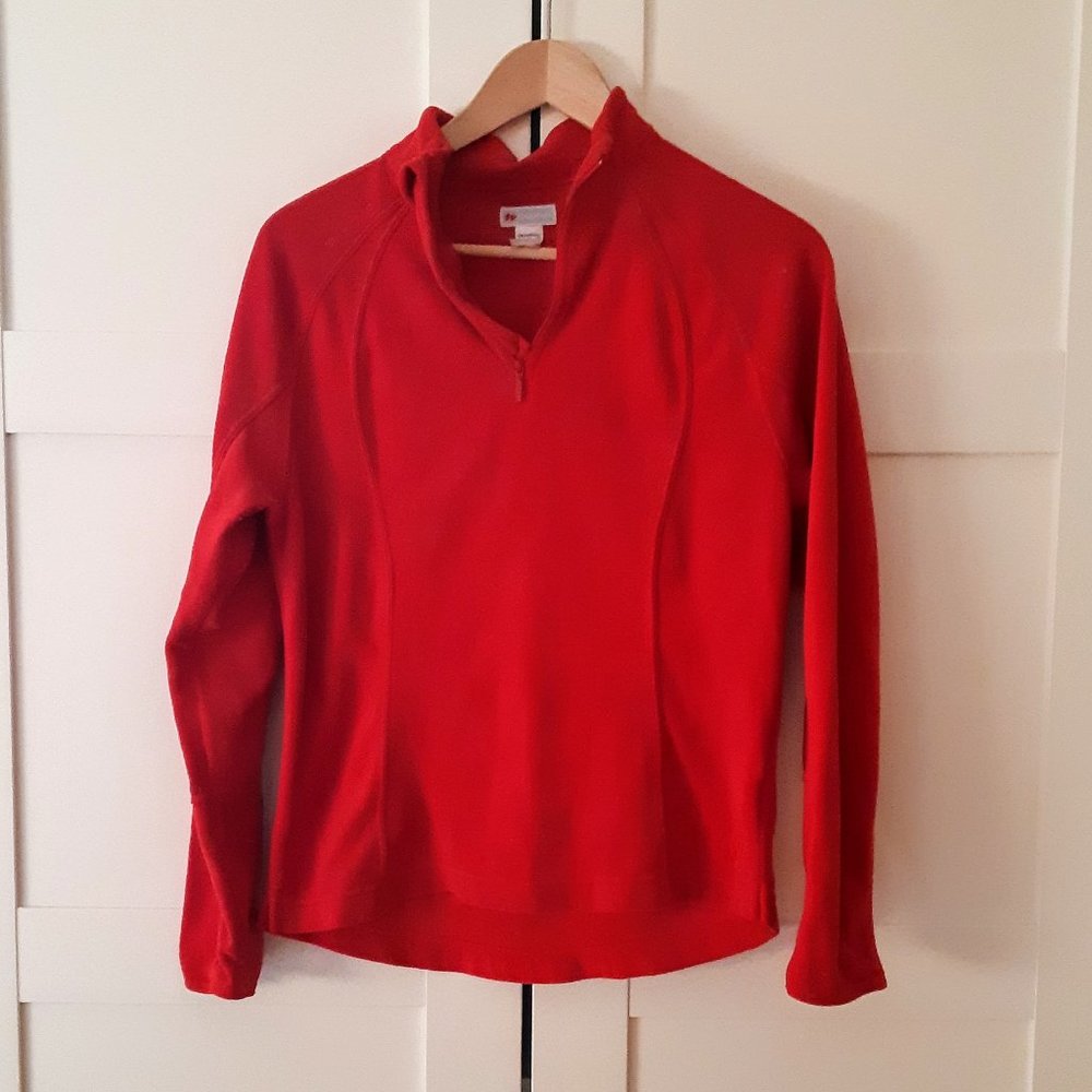 Red fleece sweather